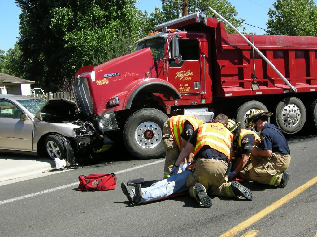 Truck Accidents Cause Injuries